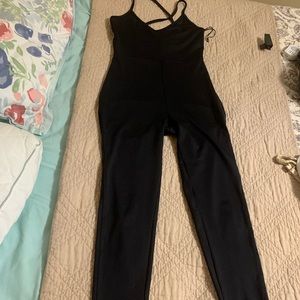 Athletic sleeves body suit